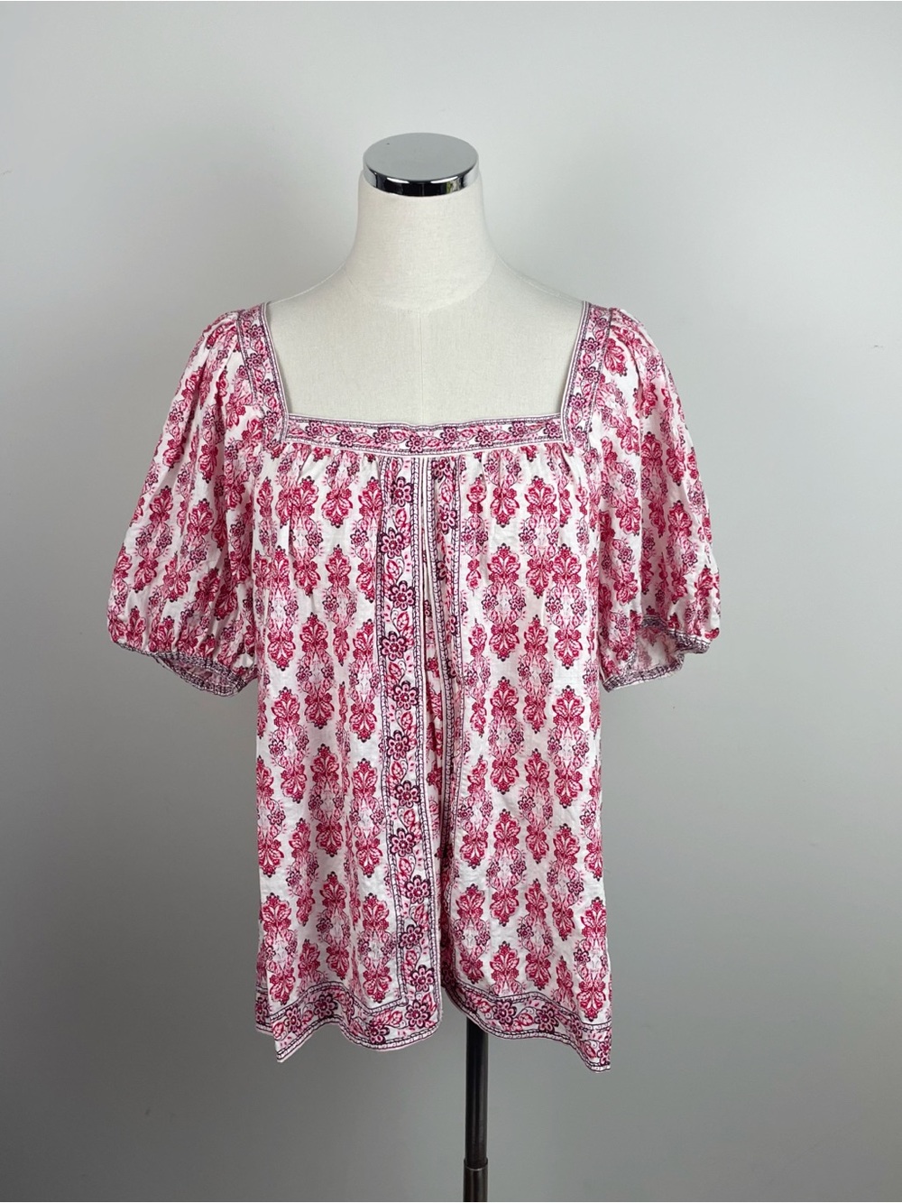 Max Studio Red Pink White Floral Square Neck Puff Sleeve Pleated Top Large